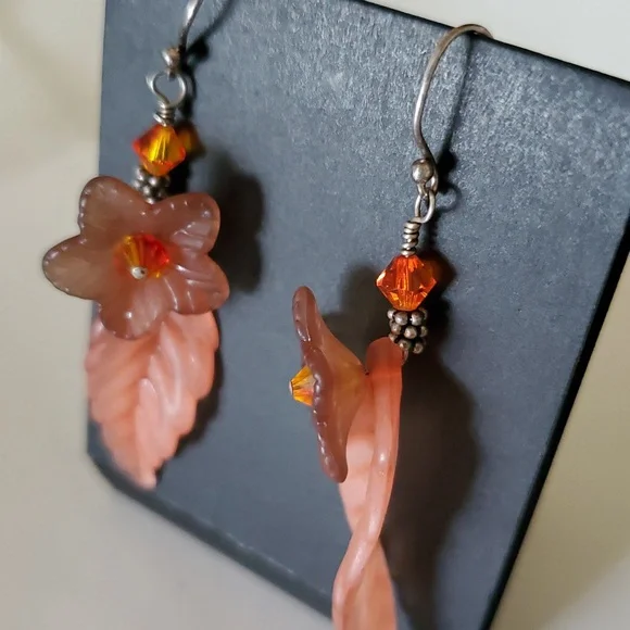 Floral, Autumn-Colored Acrylic Earrings - Picture 2 of 3